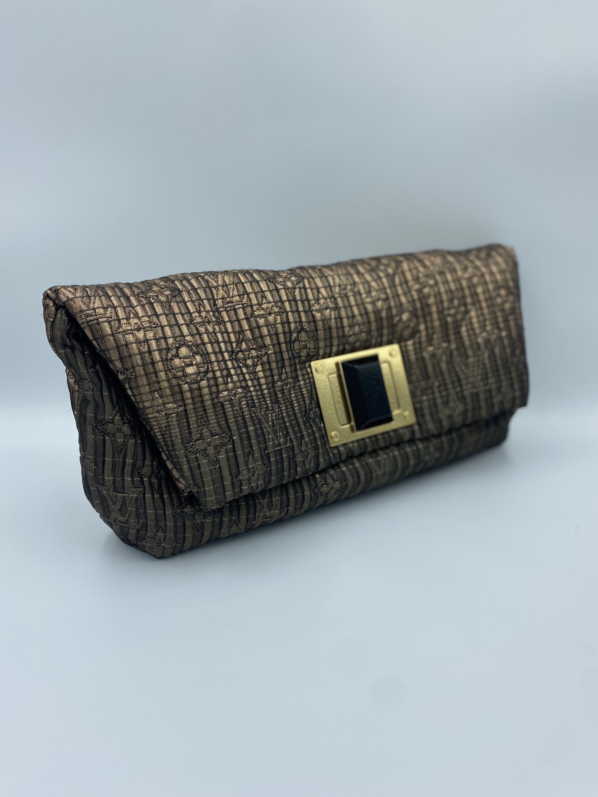 Louis Vuitton Altair Clutch